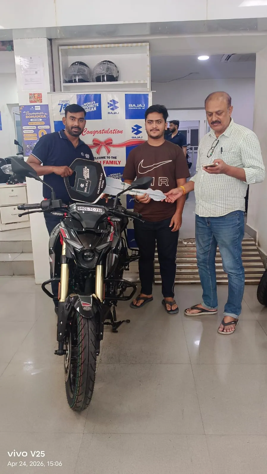 Customer of Kalahanu Bothra Trading