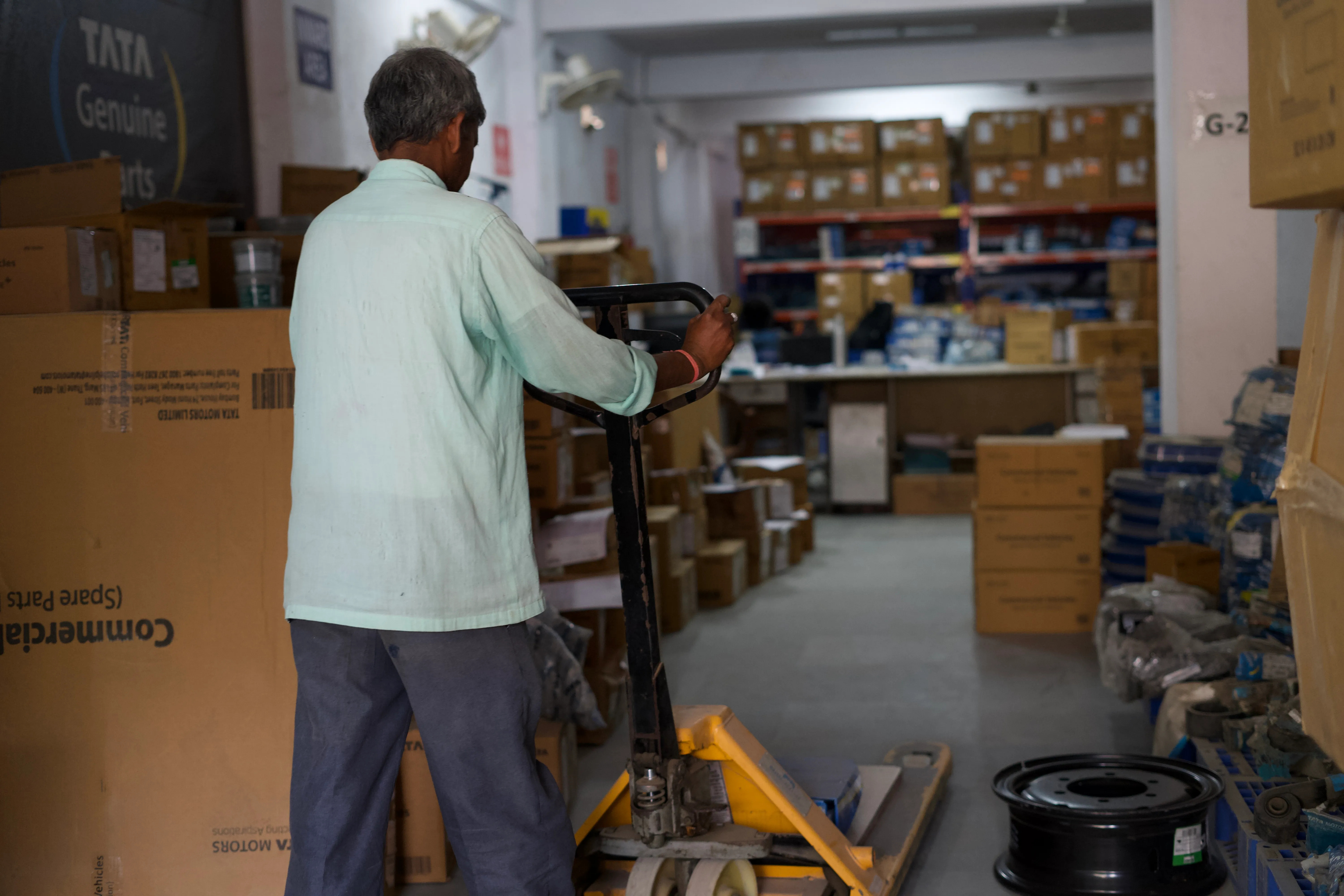 Customer of Kalahanu Bothra Trading
